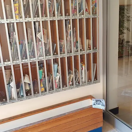 - Apartament With Free Garage In Near The Sea And The Station- شقة